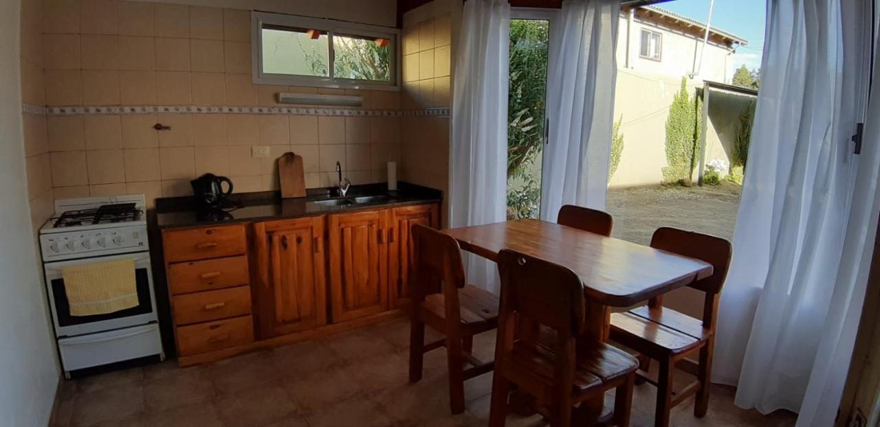 Cabana Los Alamos Диня Хуапи Екстериор снимка