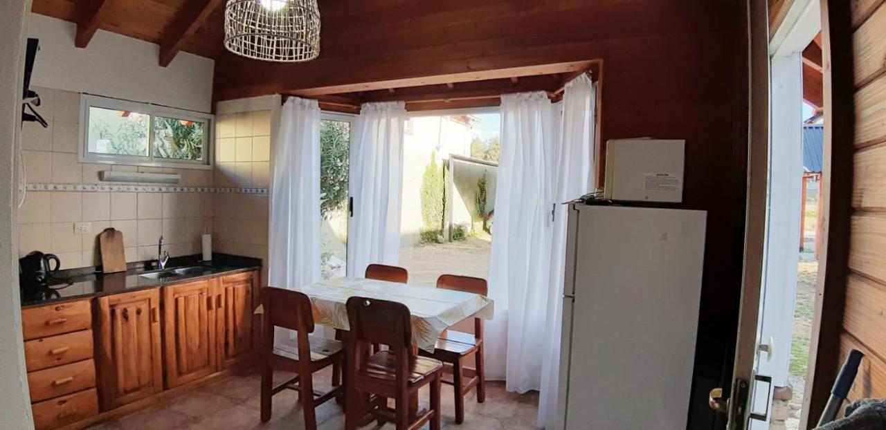 Cabana Los Alamos Диня Хуапи Екстериор снимка